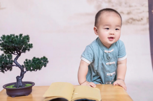 偃师六个月宝宝可以坐吗